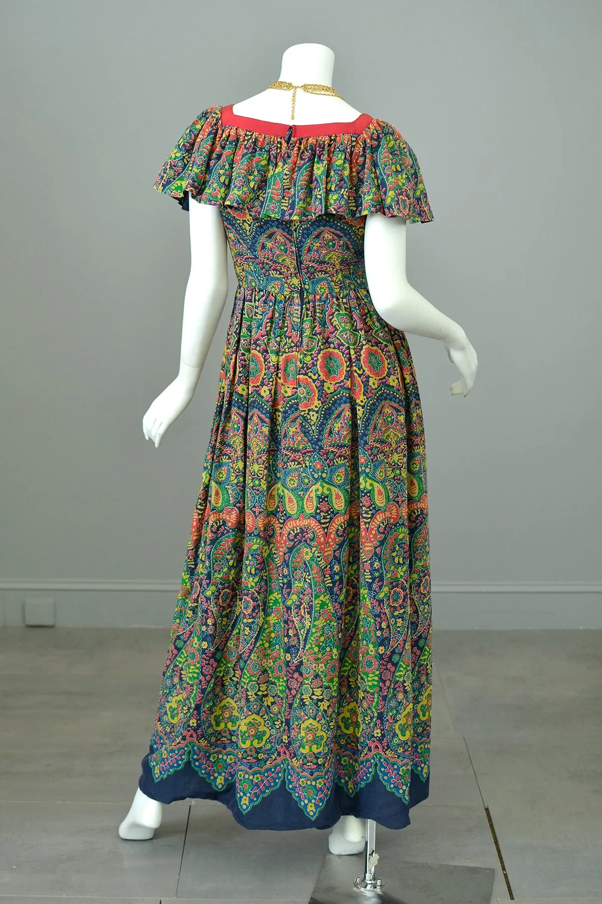 1970s Flounce Top Paisley Print Fiesta Peasant Dress by Mollie Parnis