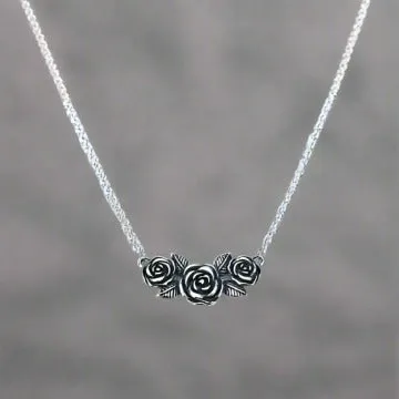 CA225 Rose Necklace