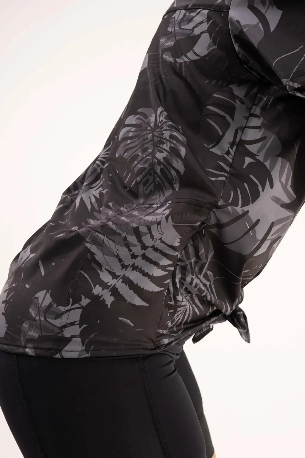 Getaway Shirt - Black Palm