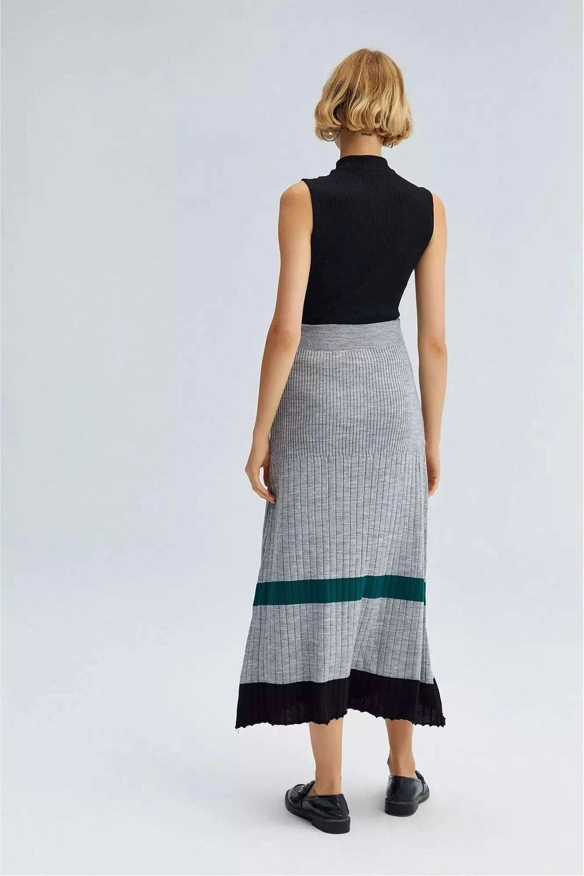 Knit Skirt - in Stripes