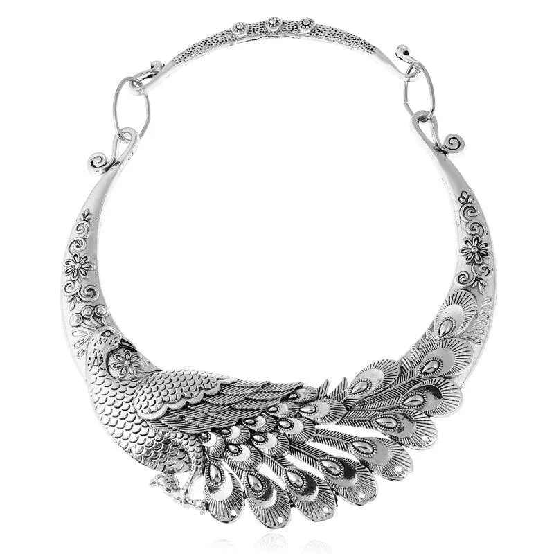 Mujer Collar pavo real