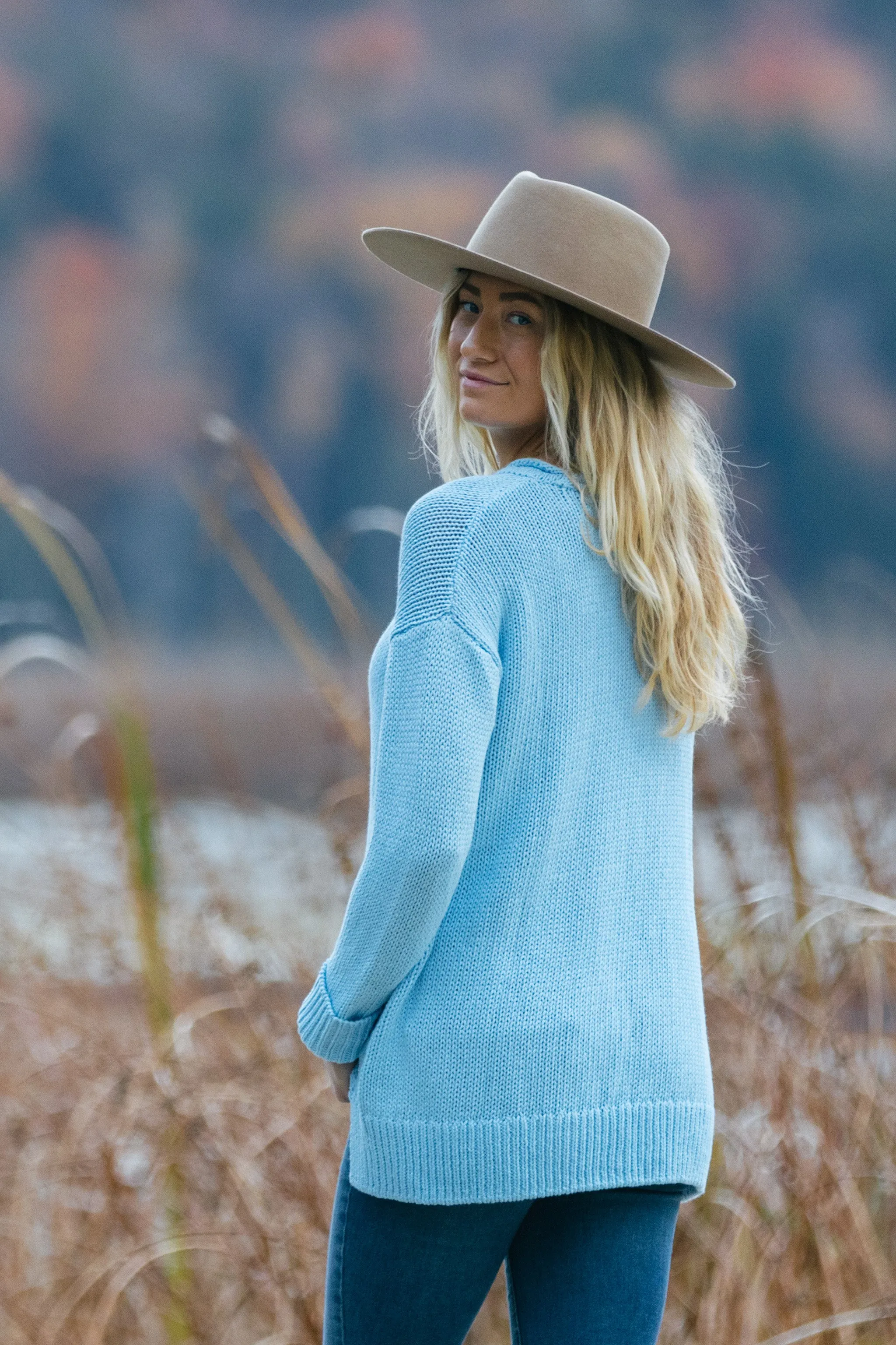 Relaxed Crew Sweater - Airy Blue