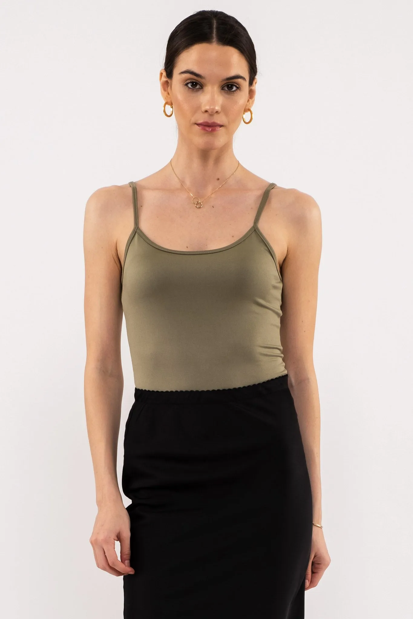 SOLID KNIT CAMI TANK TOP