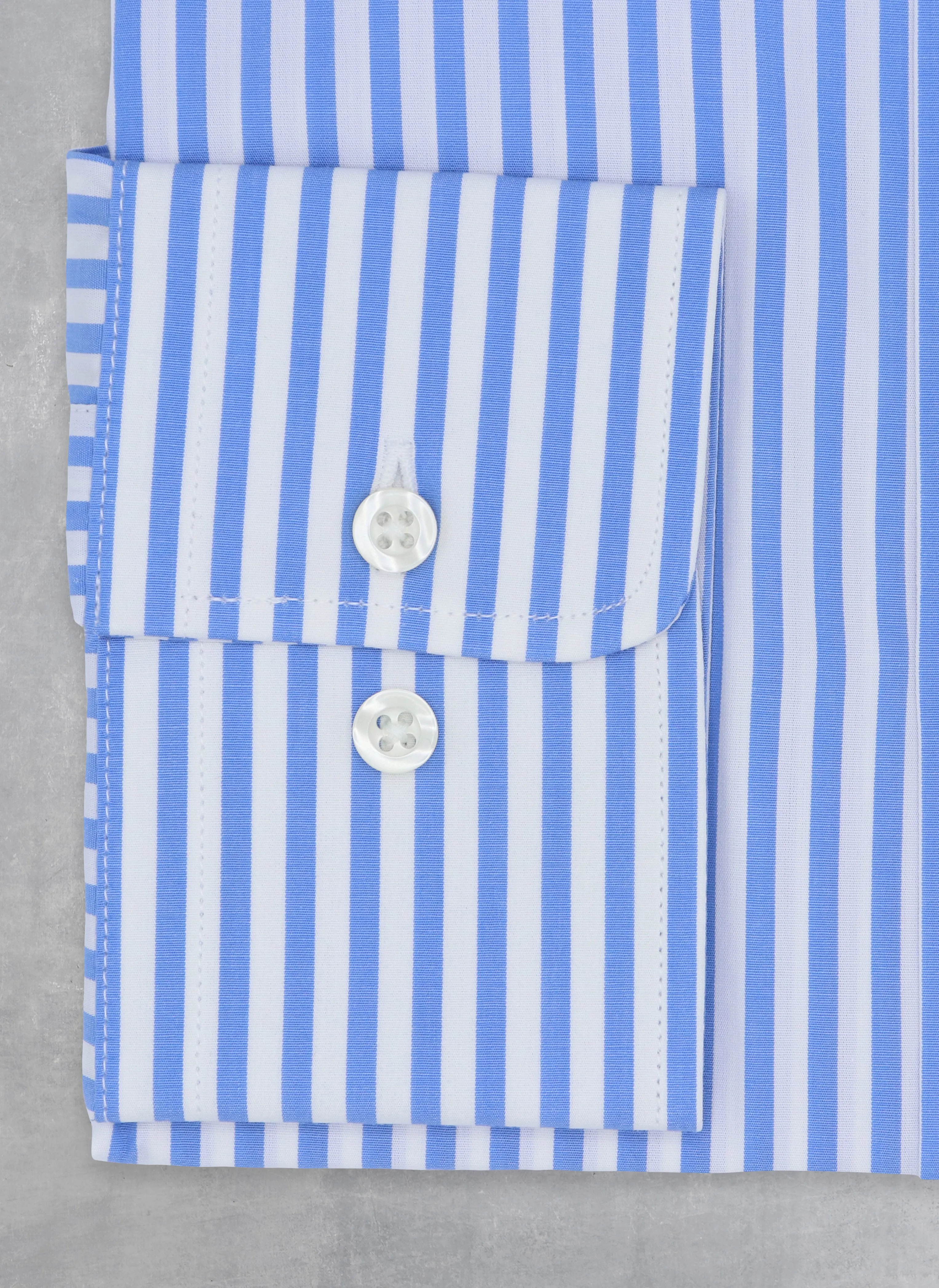 William Fullest Fit Shirt in Light Blue Stripe